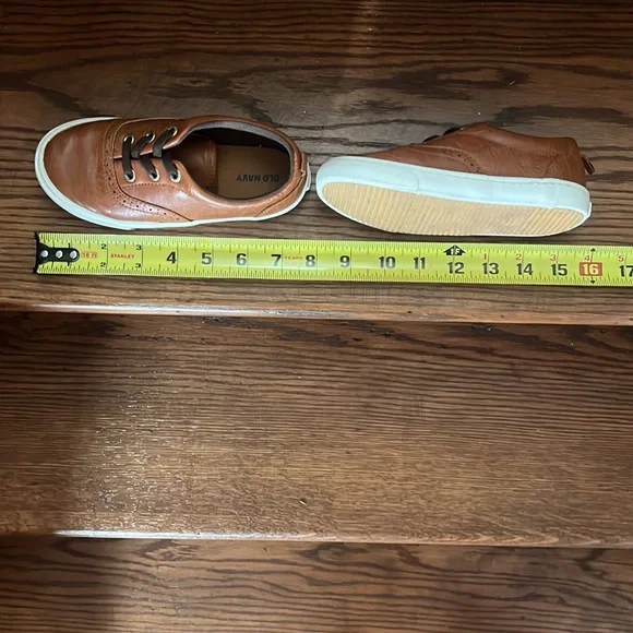 Old Navy shoes - Picture 11 of 15